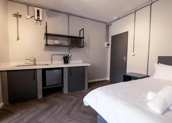 Inn & Out Plus Rosebank